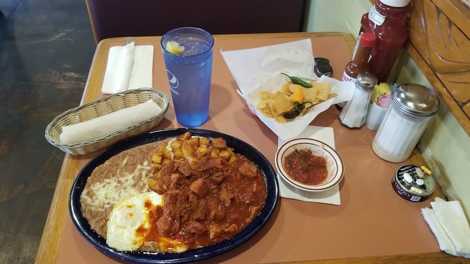 Chile Colorado & Eggs